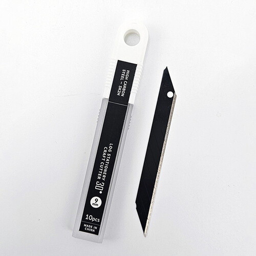 #インターアクト 事務小物 カッターリフィルブレード 角度30° ブラック CR518